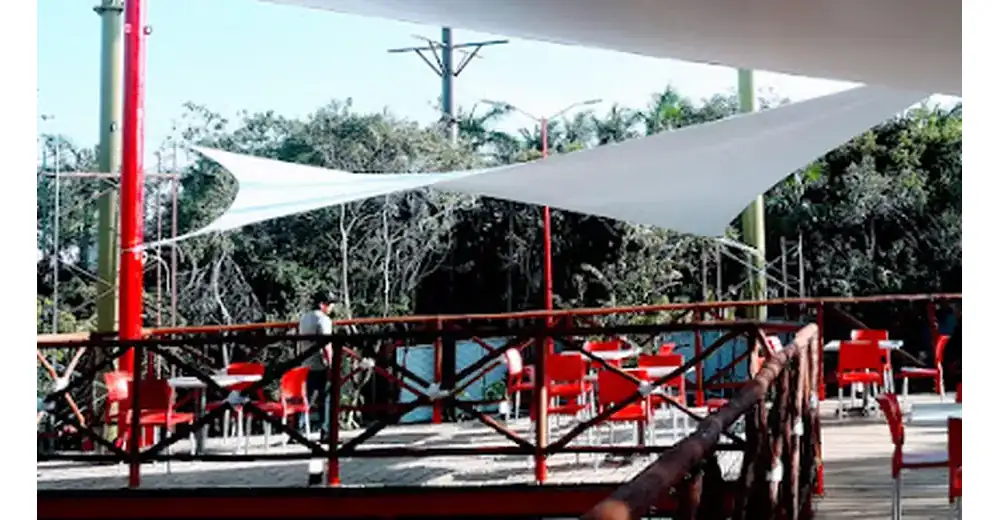 lonas playa del carmen