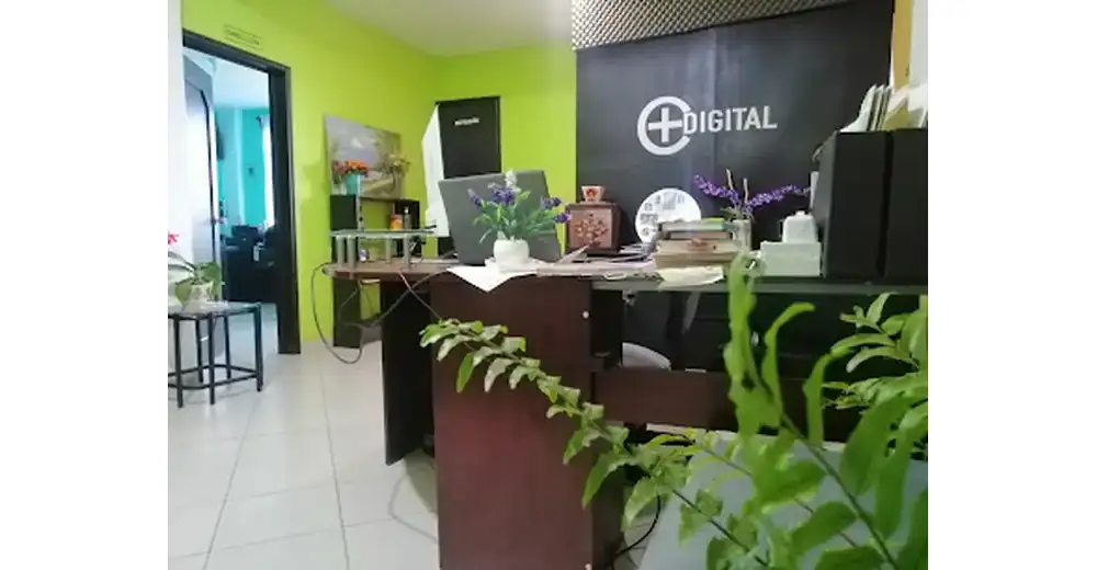 C MÁS DIGITAL